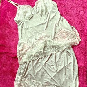 Two piece slip lace Vanity Fair